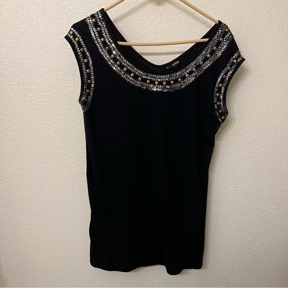 a.n.a Sleeveless Black Top Size Large